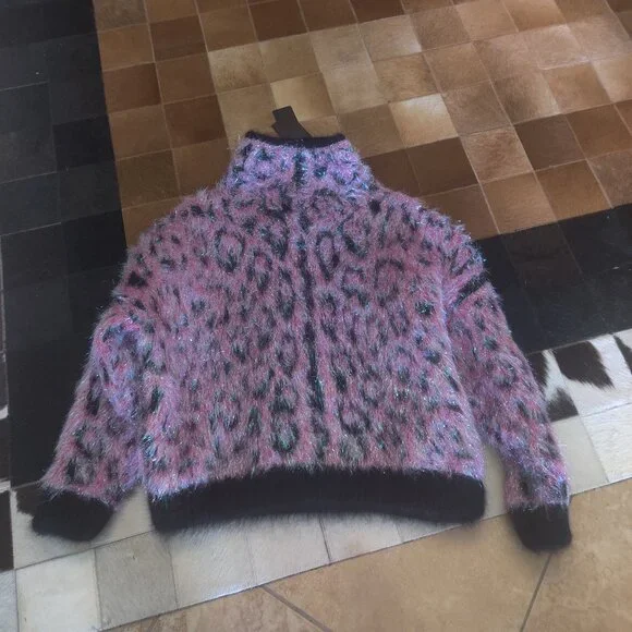 Dolce & Gabbana sweater jacketsize 40 New Oversized fit $2529.00